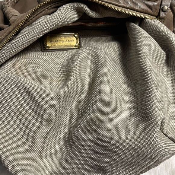 Ellie Tahari soft leather Brown large Satchel/ shoulder bag gold tone hardware - Picture 13 of 13